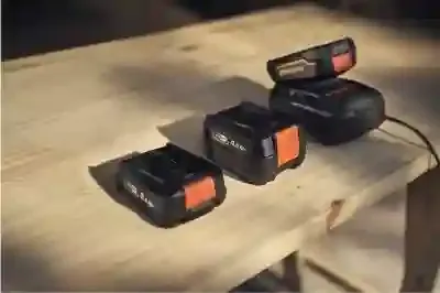 fortistis-mpatarias-Husqvarna-ASPIRE P4A 18 C70-polymeros-larisa_1